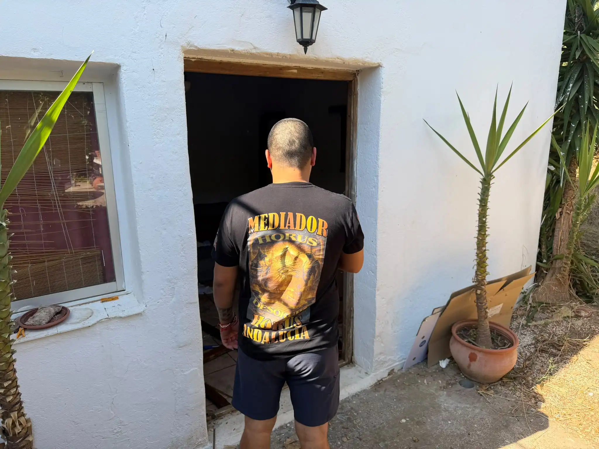 Mediador de Horus Desokupa en Málaga trás haber recuperado una vivienda Okupada